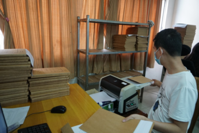 走進(jìn)香洲法院檔案室 數(shù)字化浪潮下的司法記憶守護(hù)者